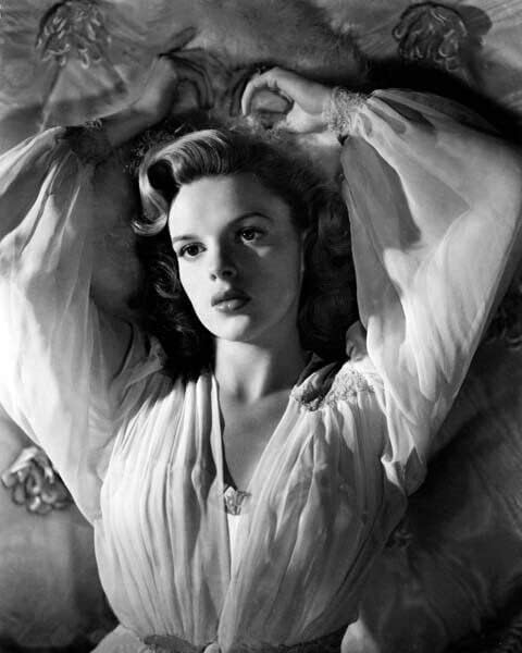 Judy Garland úgy néz ki, érzéki ebben az 1940-es glamour jelentenek emelje fel a kezét 5x7 fotó